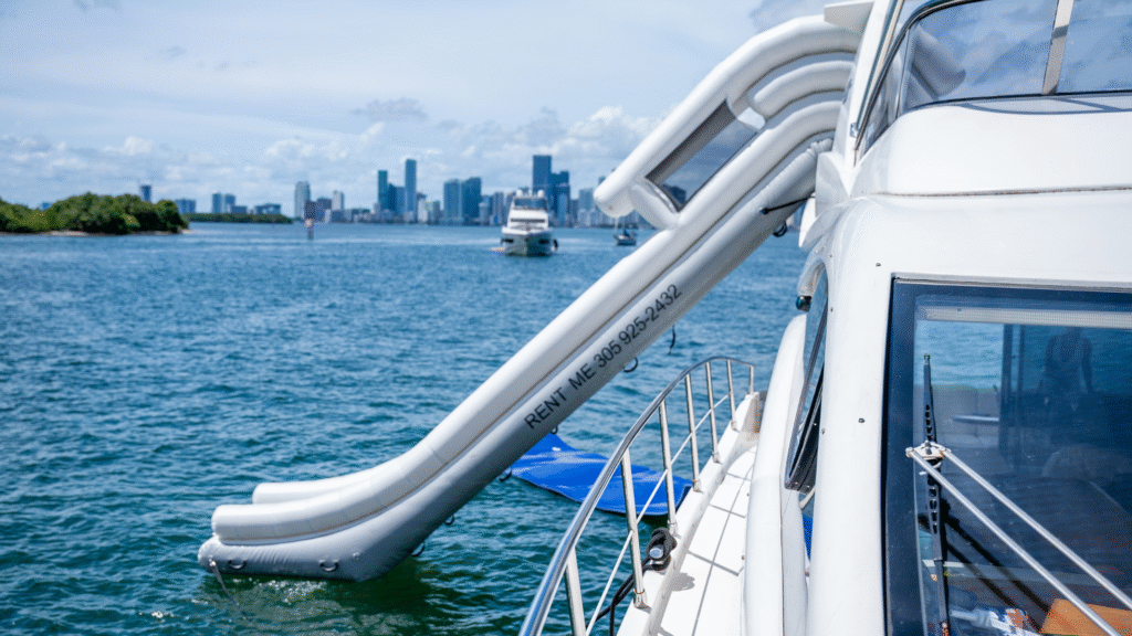 charter 60' azimut private yacht miami